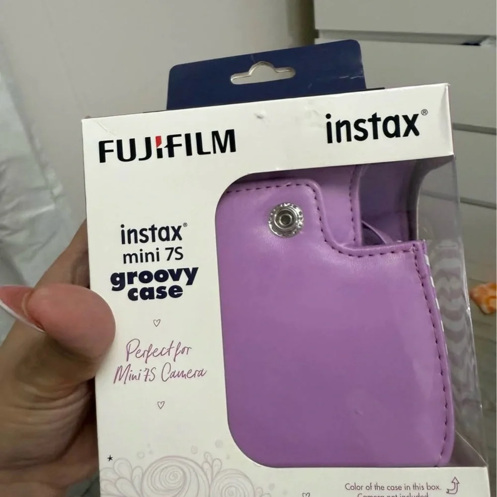 Fujifilm Instax Mini 7S Groovy Case in Lavender